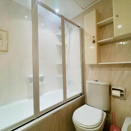 Apartment Vistas Al Mar, Con Acceso Directo A La Playa, Piscina Y Parking Gratis!!!