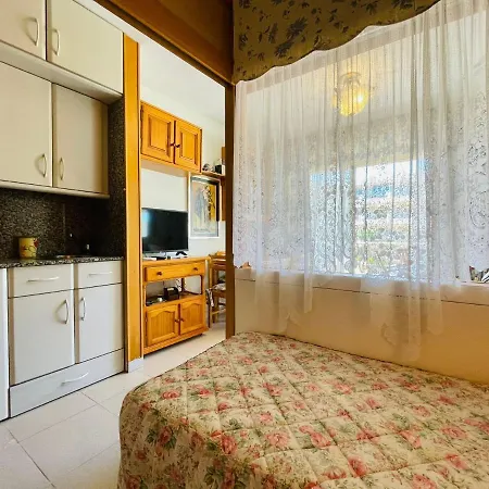 Apartamento Vistas Al Mar, Con Acceso Directo A La Playa, Piscina Y Parking Gratis!!! * Cambrils